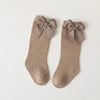 جوارب طفلة صغيرة - نمط إسباني - قطن بفيونكة - Light Brown